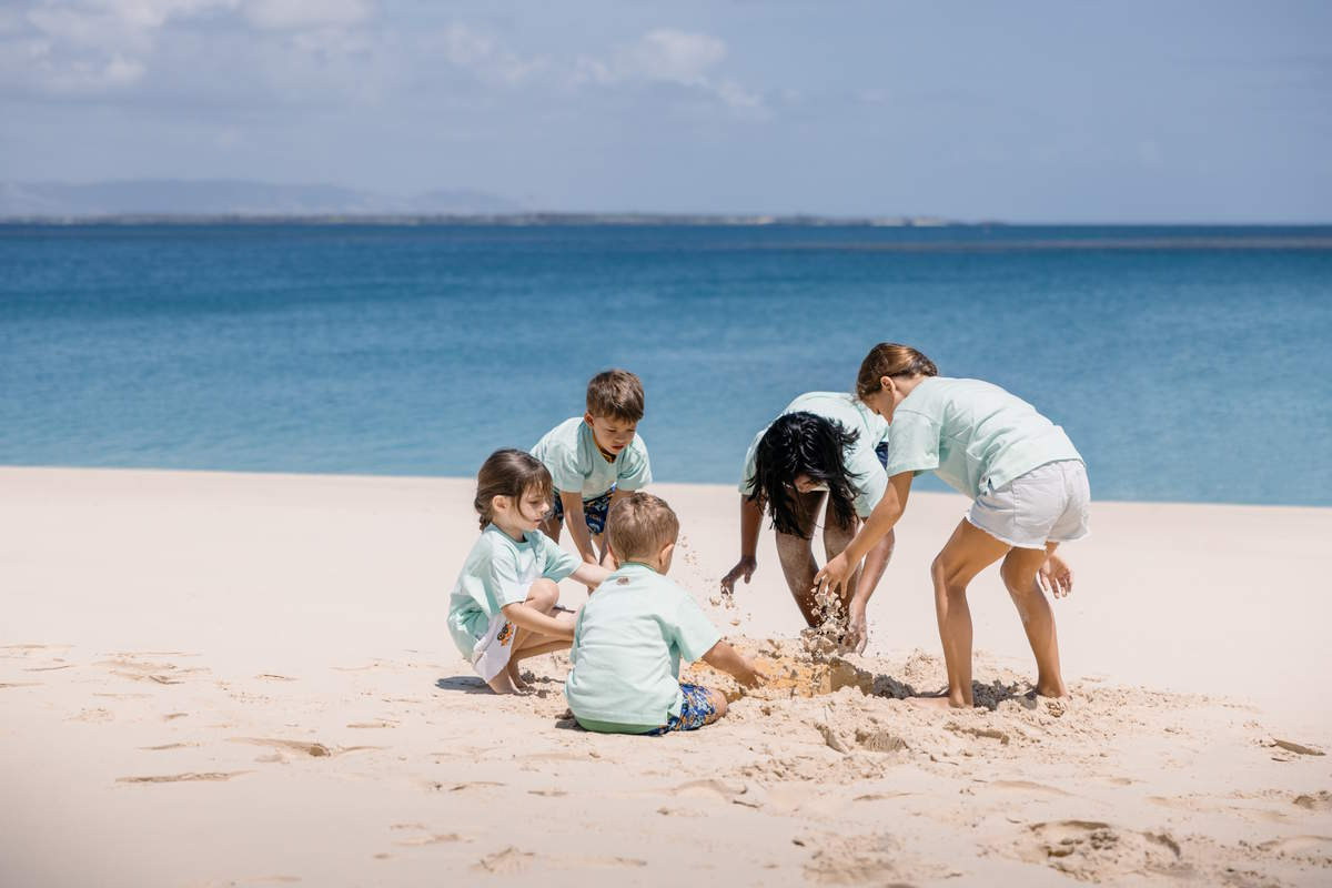Hotel Miavana na Madagaskarze: Prywatne wille, dziewicze plaże, specjały lokalnej kuchni, urzekające krajobrazy i obserwowanie lemurów to chillout marzeń.