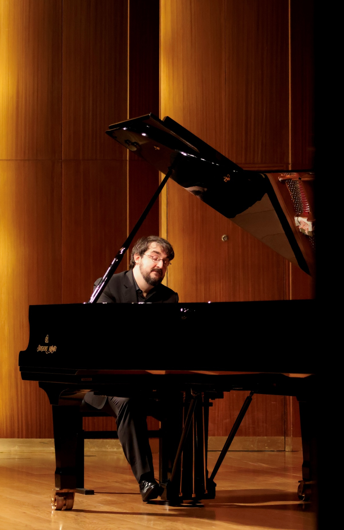 Charles Richard-Hamelin podczas swojego koncertu w ramach VII Festiwalu Chopinowskiego w Hamburgu.
