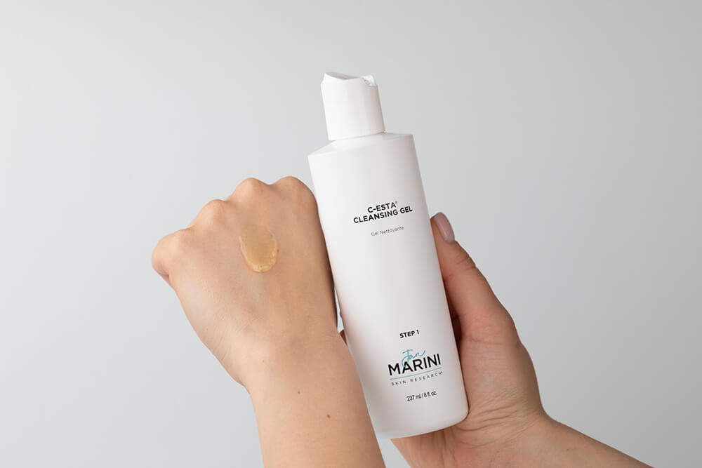 Jan Marini C-ESTA® Cleansing Gel Żel do mycia twarzy z witaminą C i DMAE na Topesetic.pl.