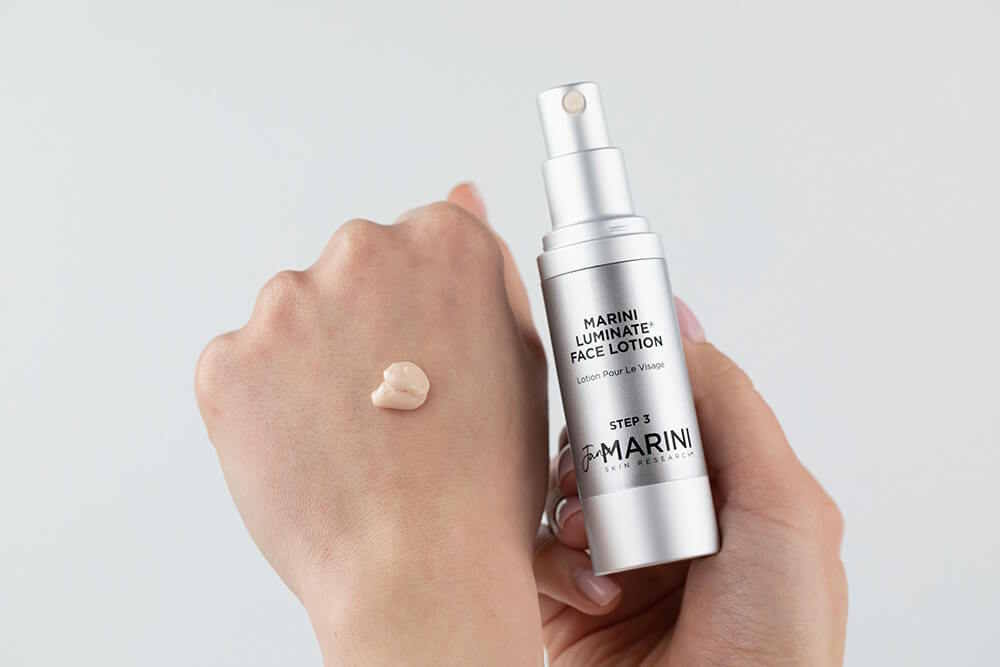 Jan Marini Marini Luminate® Face Lotion Lotion depigmentacyjny na Topestetic.pl.