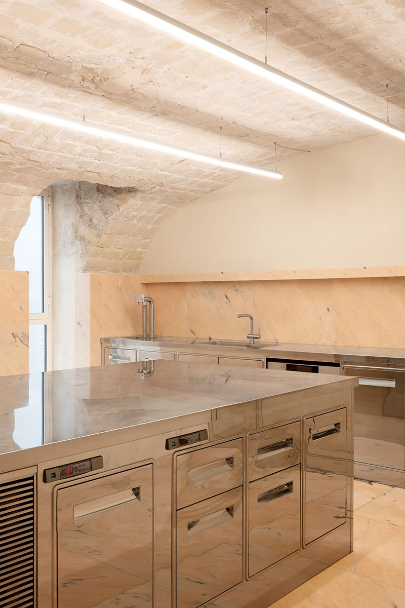 Siedziba Acne Studios w Paryżu