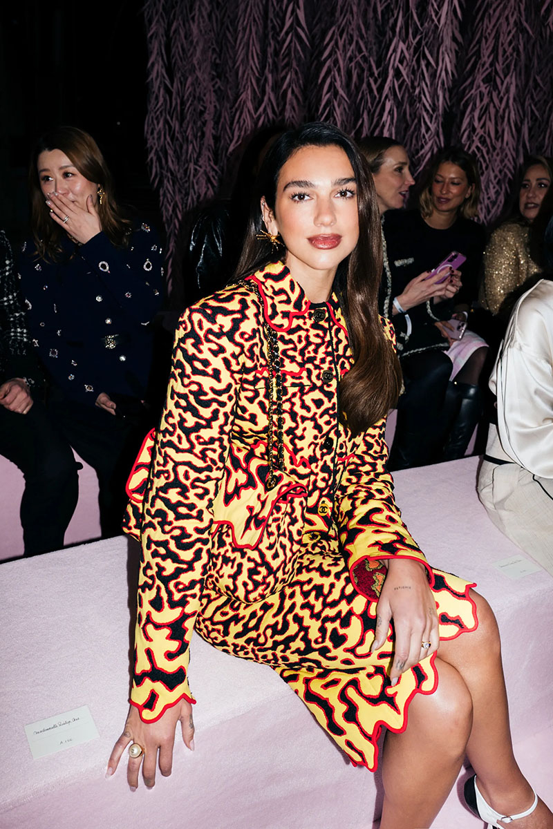 Dua Lipa na pokazie Chanel haute couture wiosna-lato 2026 (Fot. German Larkin)