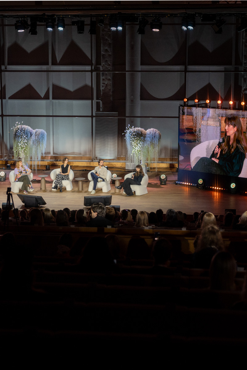 Prelegenci drugiej ścieżki tematycznej Business Fashion Environment Summit 2025 podkreślali rolę wspólnoty w tworzeniu zrównoważonej mody (Fot. Marcin Kontraktewicz)