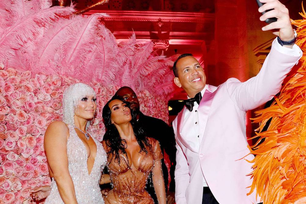 Jennifer Lopez, Kim Kardashian-West, Kanye West i Alex Rodriguez na gali MET (Fot. Getty Images)