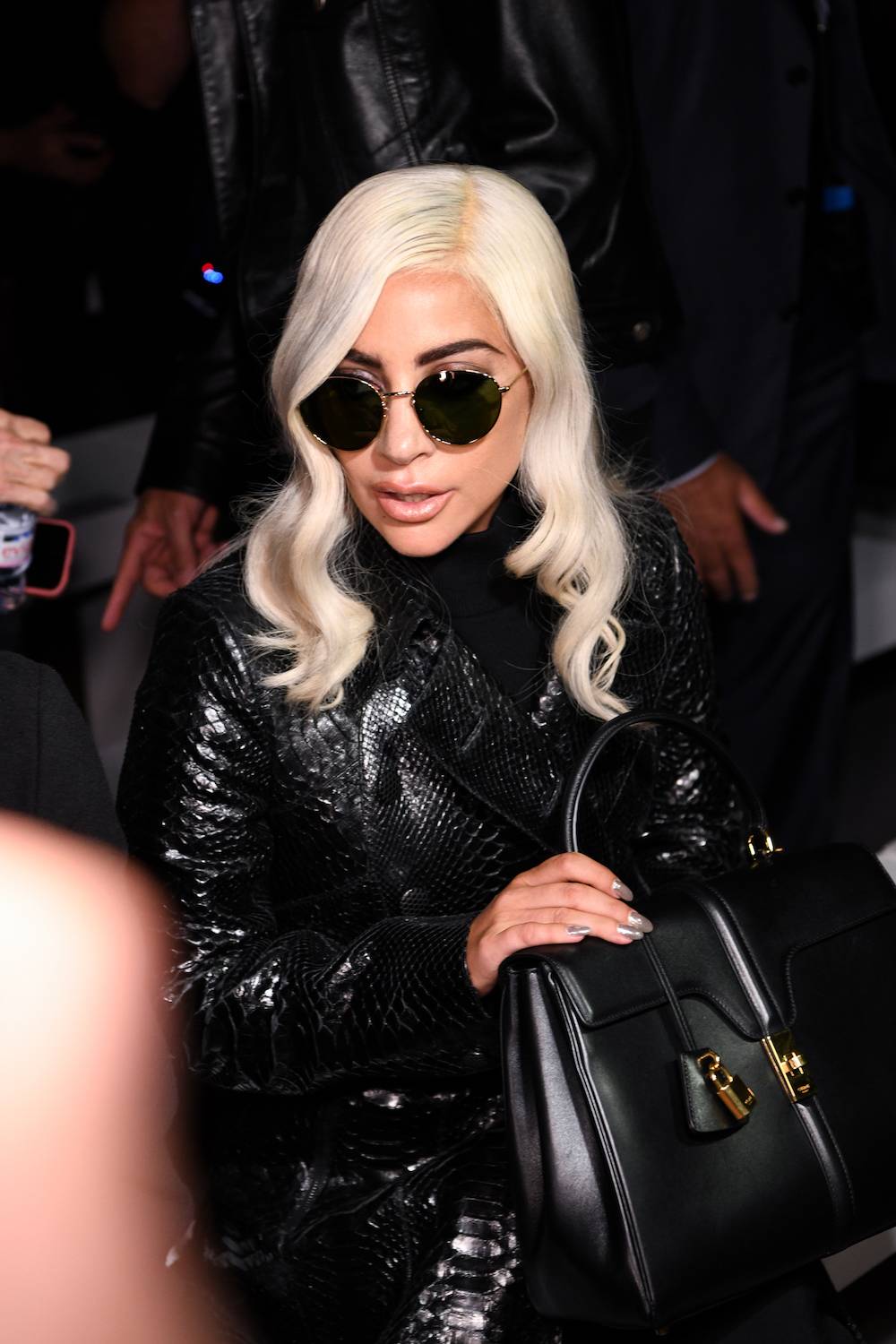 Lady Gaga już chodzi z torebką Celine 16 (Fot. Getty Images)