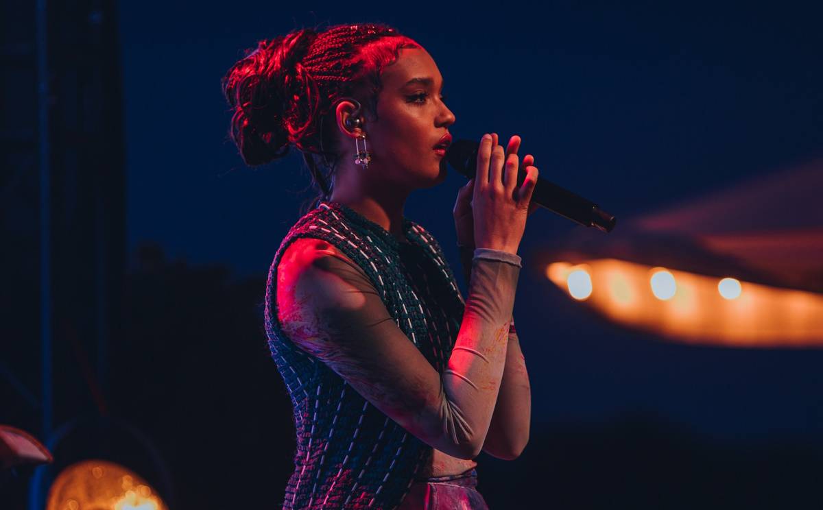 Festiwal Jabłonki Swawole 2023: Święto gościnności, muzyki i jabłek. Food & Music Apple Festival Jabłonki Swawole 2023 zagości w sumie w sześciu polskich miastach. Na żywo usłyszeć będzie można m.in. IGO i Vito Bambino.