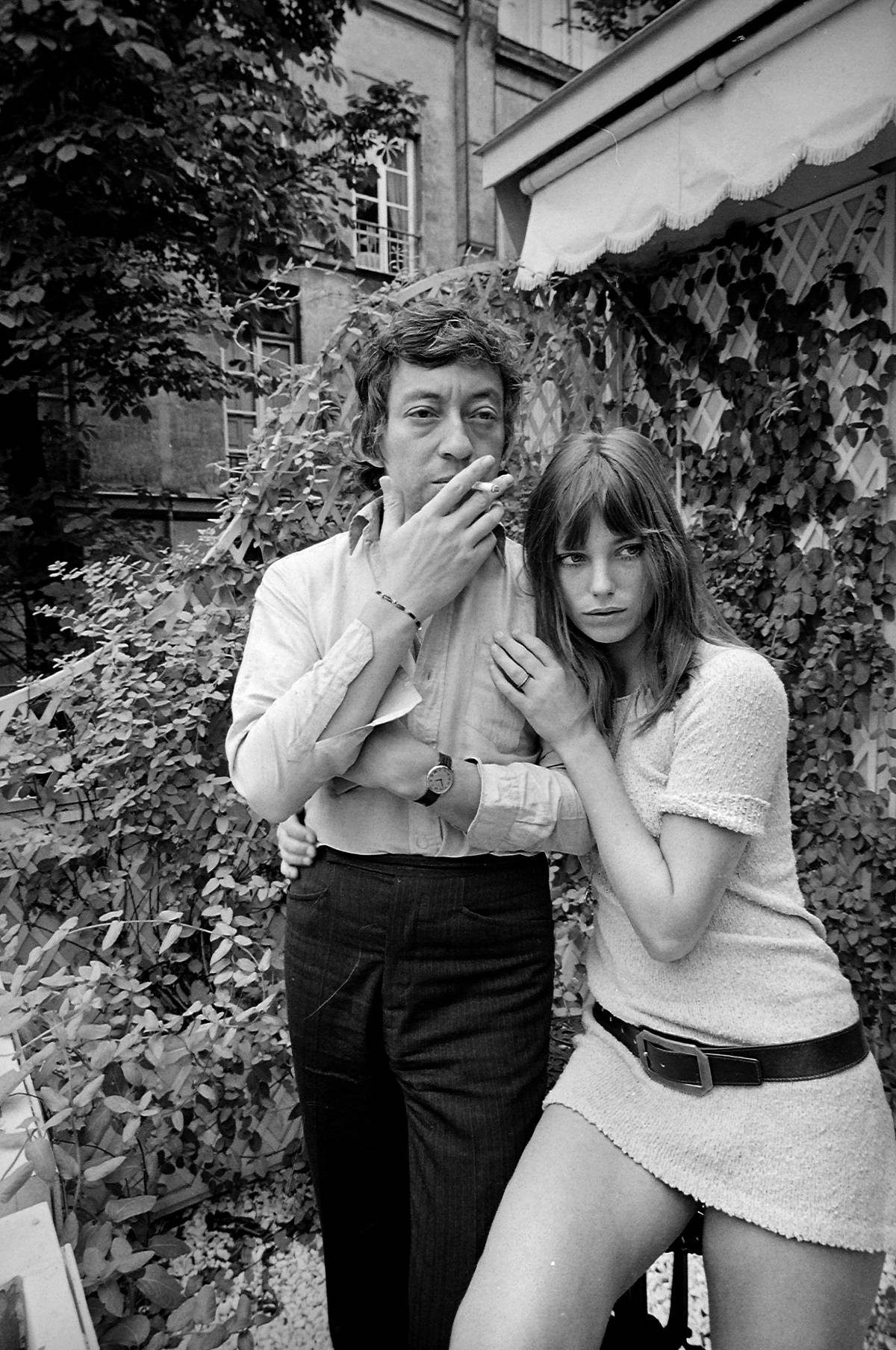 Serge Gainsbourg i jane Birkin na hipisowskiej imprezie w 1969 roku