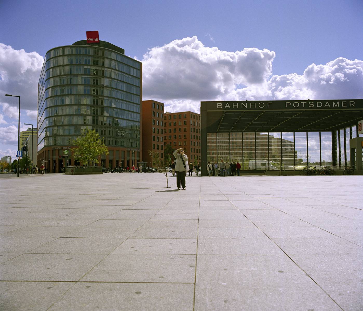 Mały krzak dla Berlina (Fot. Marek Szczepański)