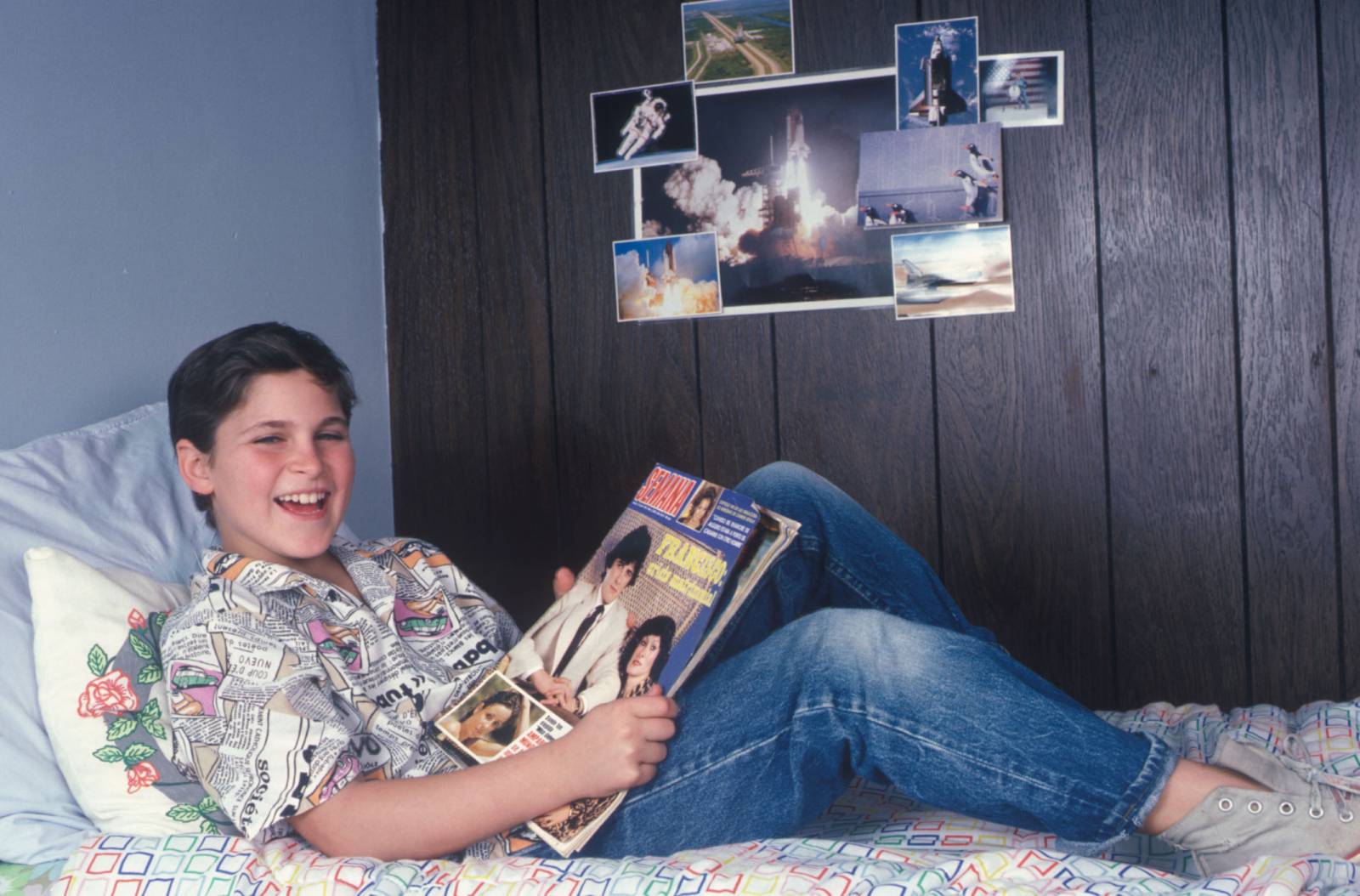 Joaquin Phoenix w domu rodzinnym w Los Angeles w 1985 roku (Fot. Dianna Whitley / Getty Images)