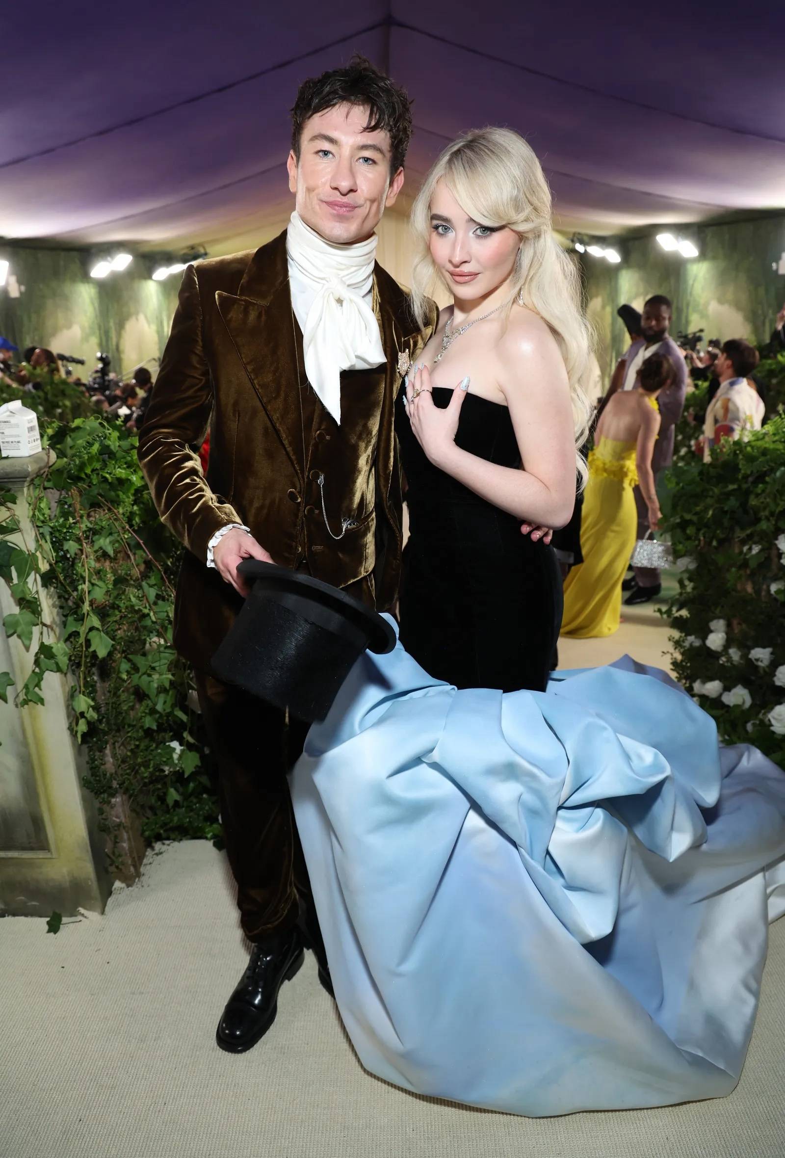 Sabrina Carpenter i Barry Keoghan debiutują jako (najlepiej ubrana?) para na MET Gali 2024