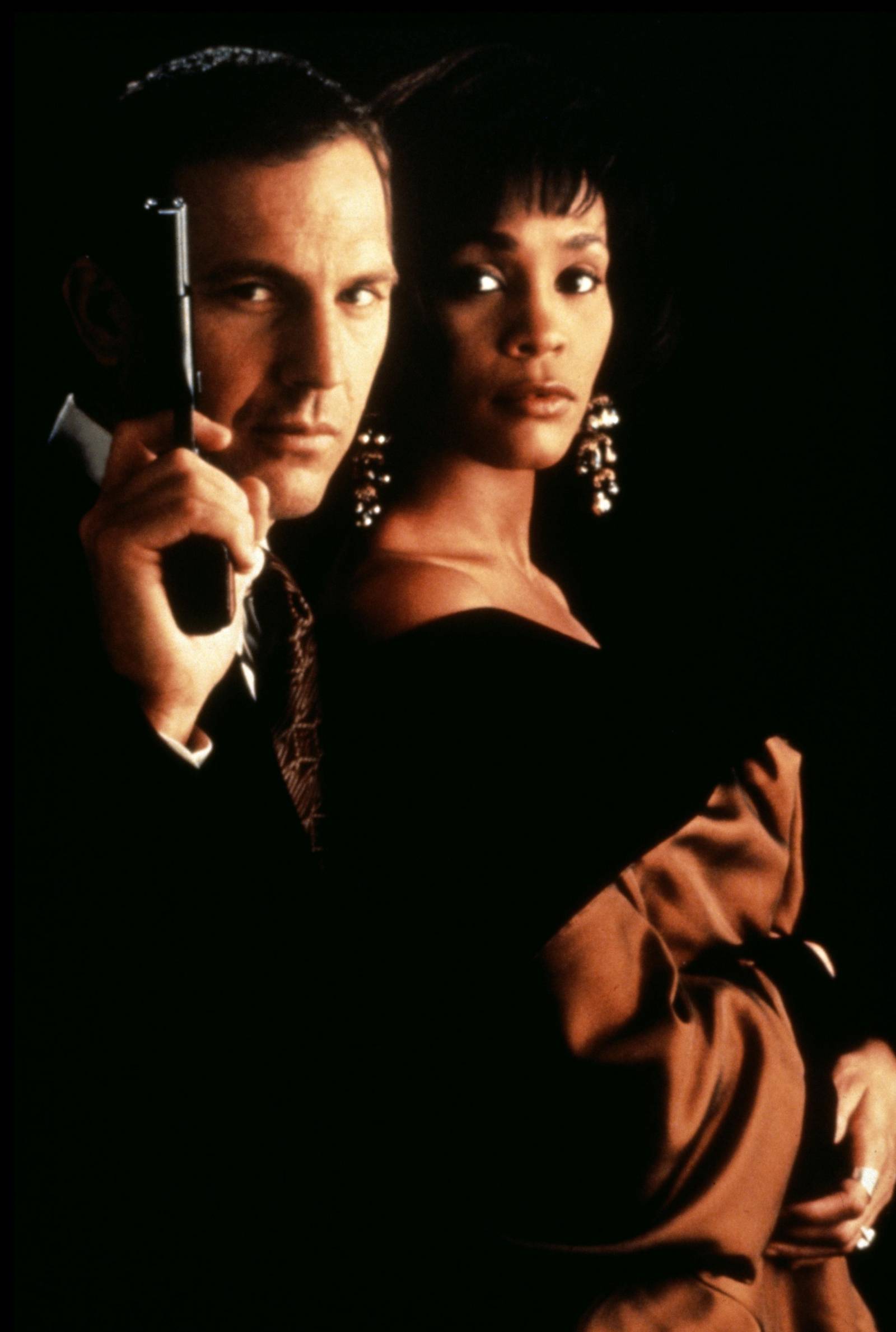 Kevin Costner i Whitney Houston w filmie Bodyguard (Fot. East News)