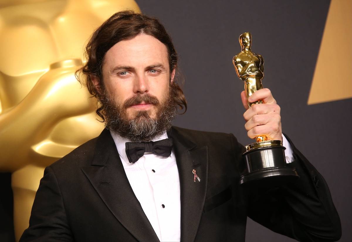 Casey Affleck z Oscarem za kreację w film Manchester by the Sea, 2017 rok (Fot. Getty Images)