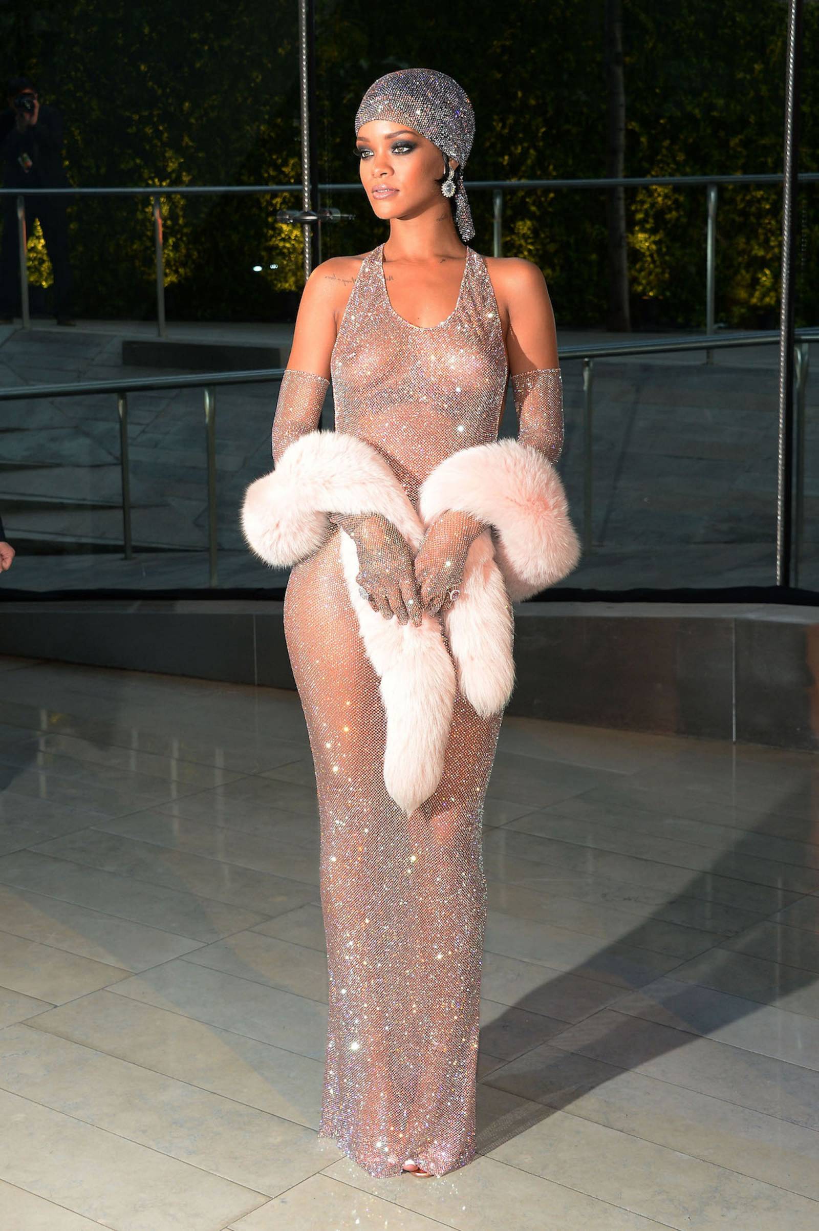 Rihanna na gali CFDA Awards w 2014 roku (Fot. Getty Images)