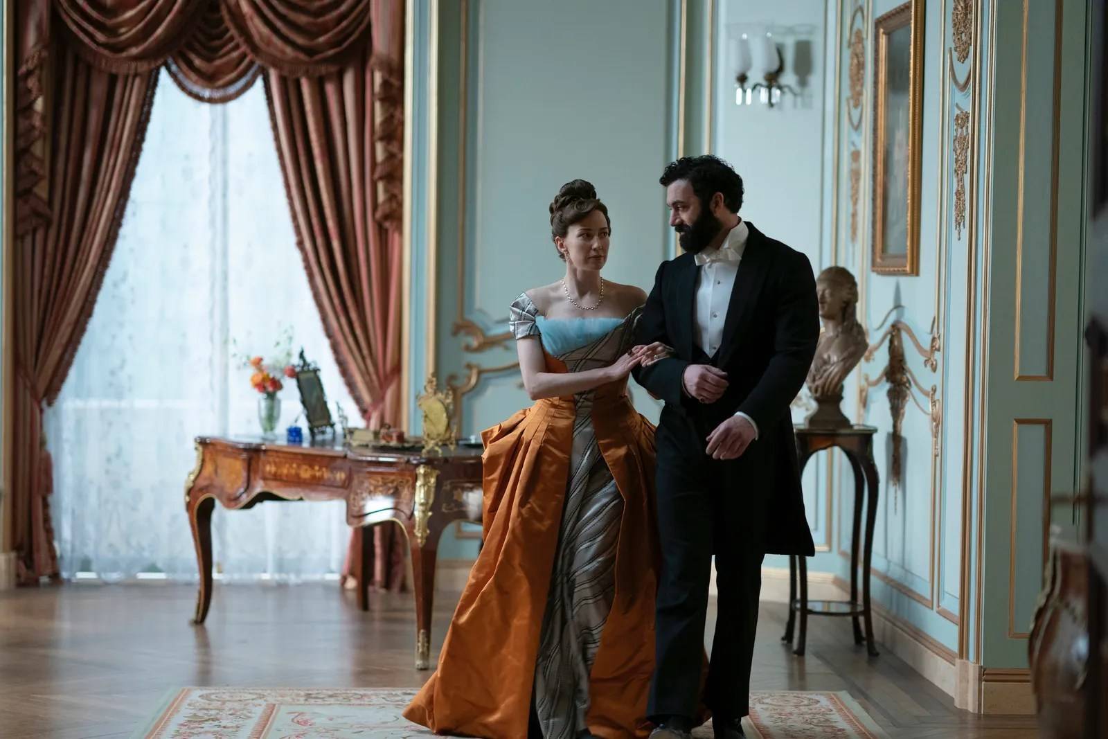 Carrie Coon jako pani Russell w „Pozłacanym wieku” (Fot. Alison Cohen Rosa / Dzięki uprzejmości HBO)