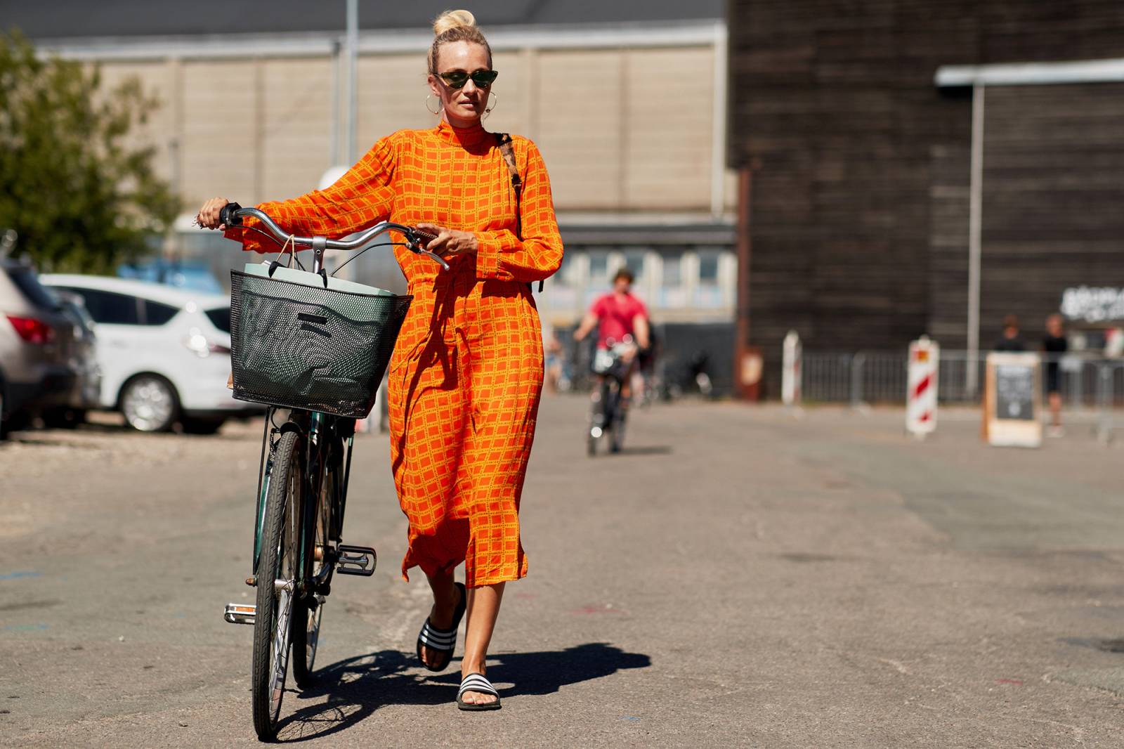 Street style podczas tygodnia mody w Kopenhadze
