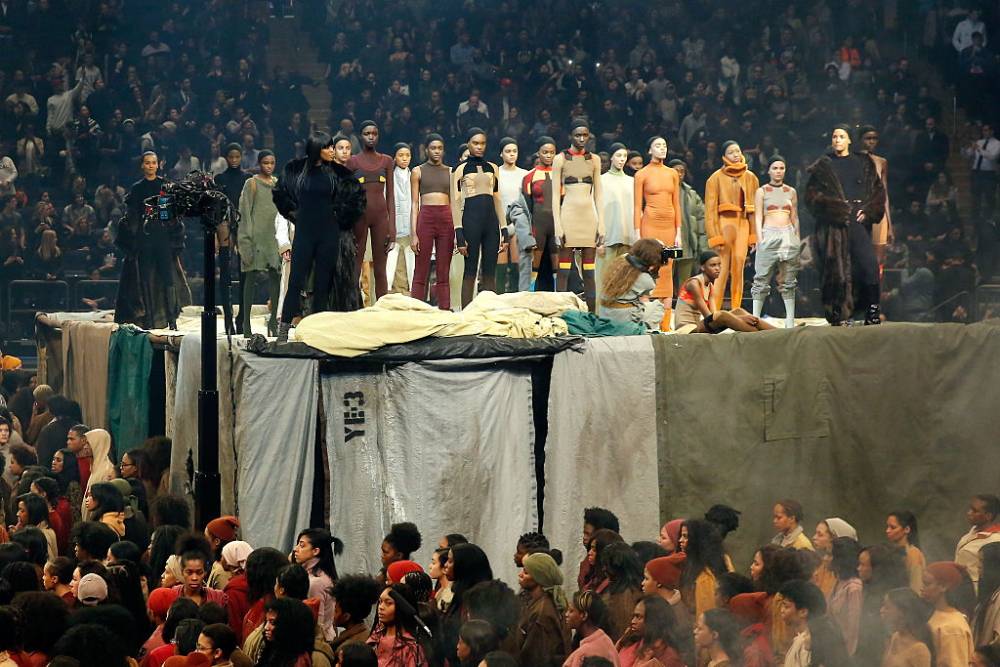 Prezentacja Yeezy Season 3 w 2016 roku (Fot. JP Yim/Getty Images for Yeezy Season 3)