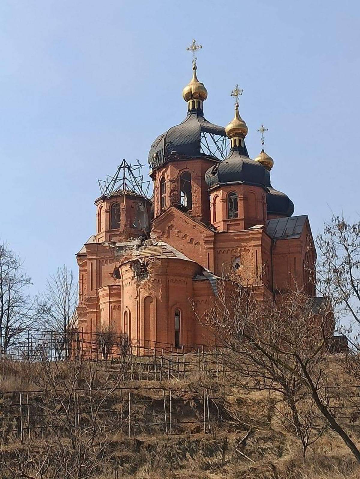 Zniszczony sobór Archanioła Michała w Mariupolu / (Fot. mkip.gov.ua)