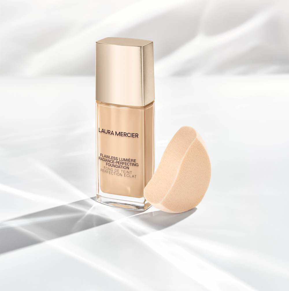 Flawless Lumière Radiance Perfecting Foundation, Laura Mercier