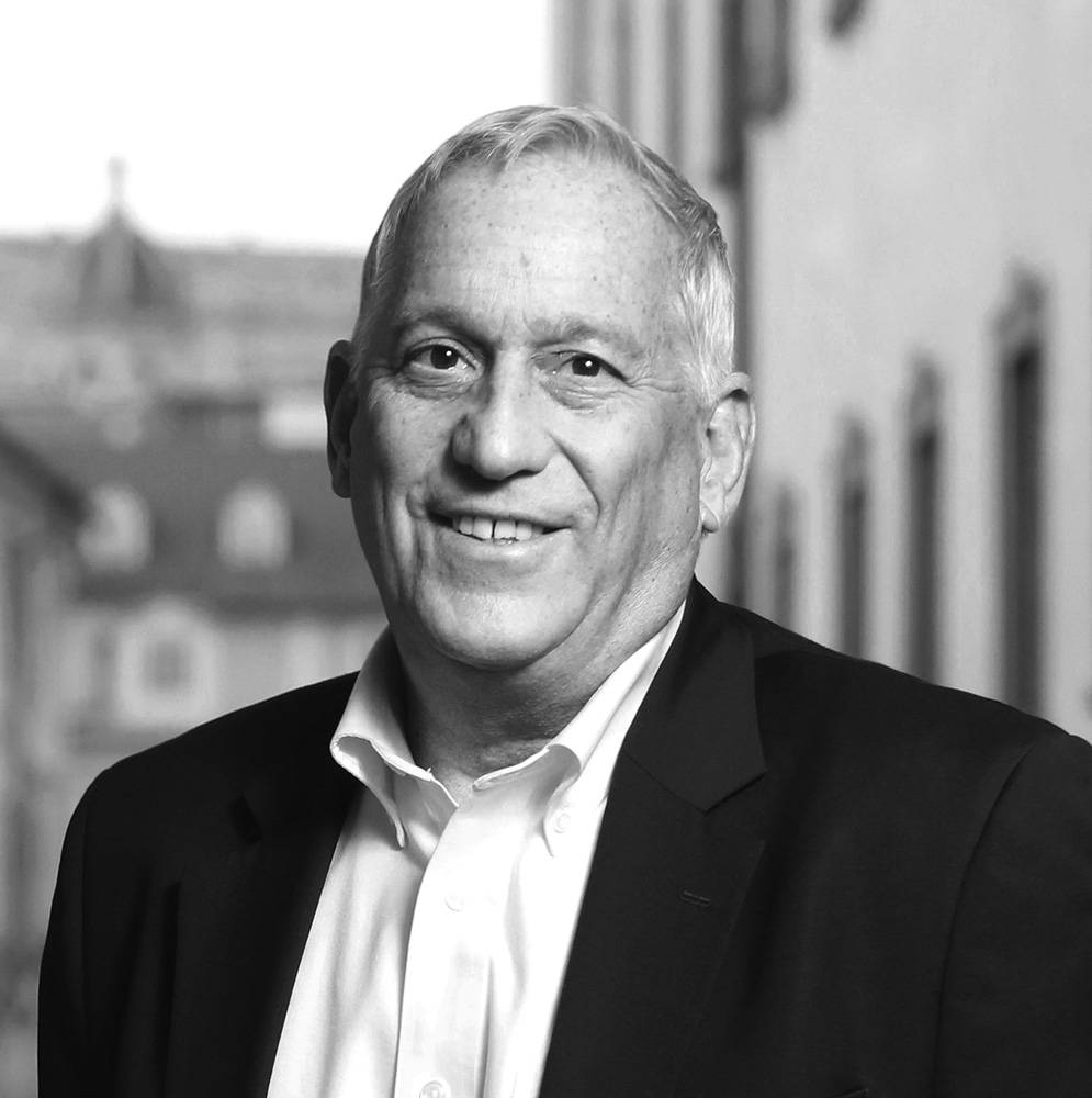 Walter Isaacson