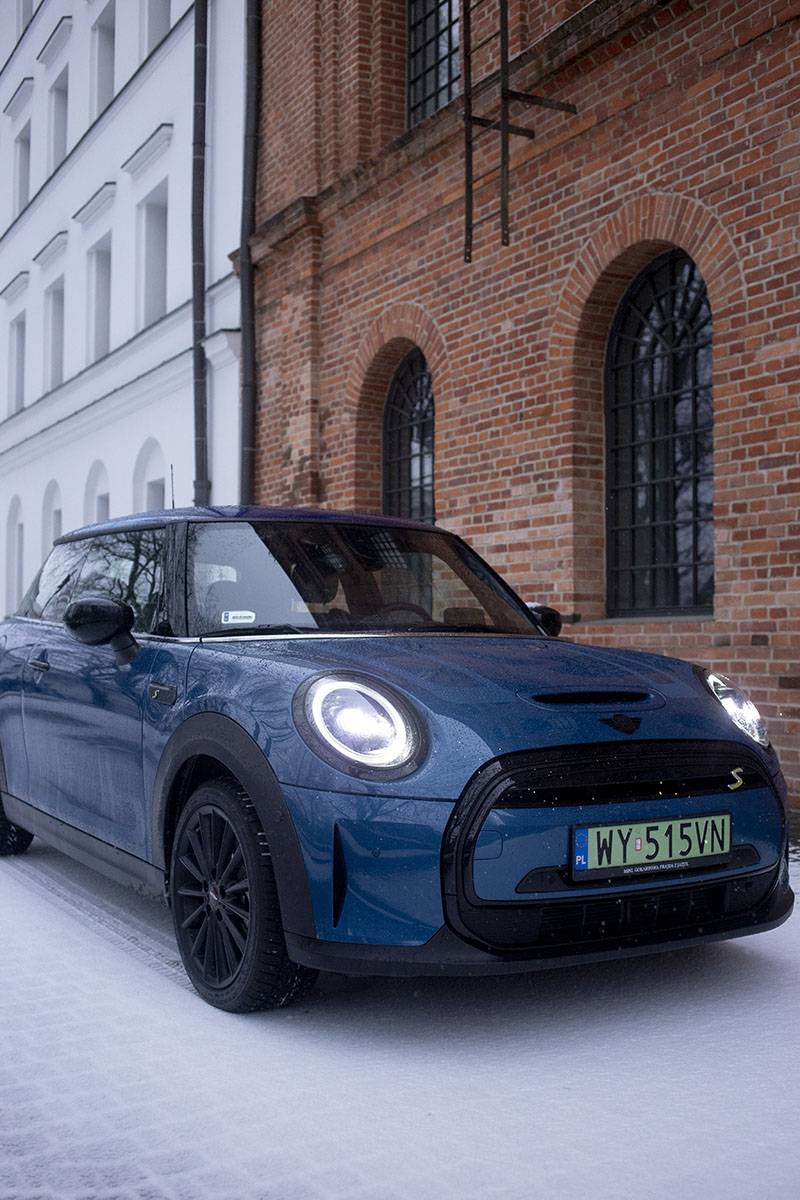 Mini Cooper SE (Fot. Kacper Godlewski)