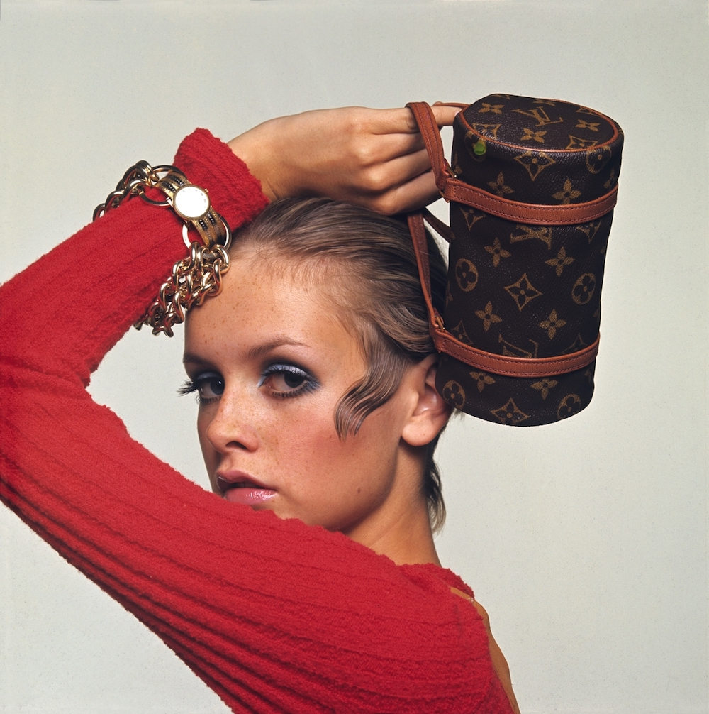 Twiggy z torebką Louis Vuitton (Fot. Getty Images)