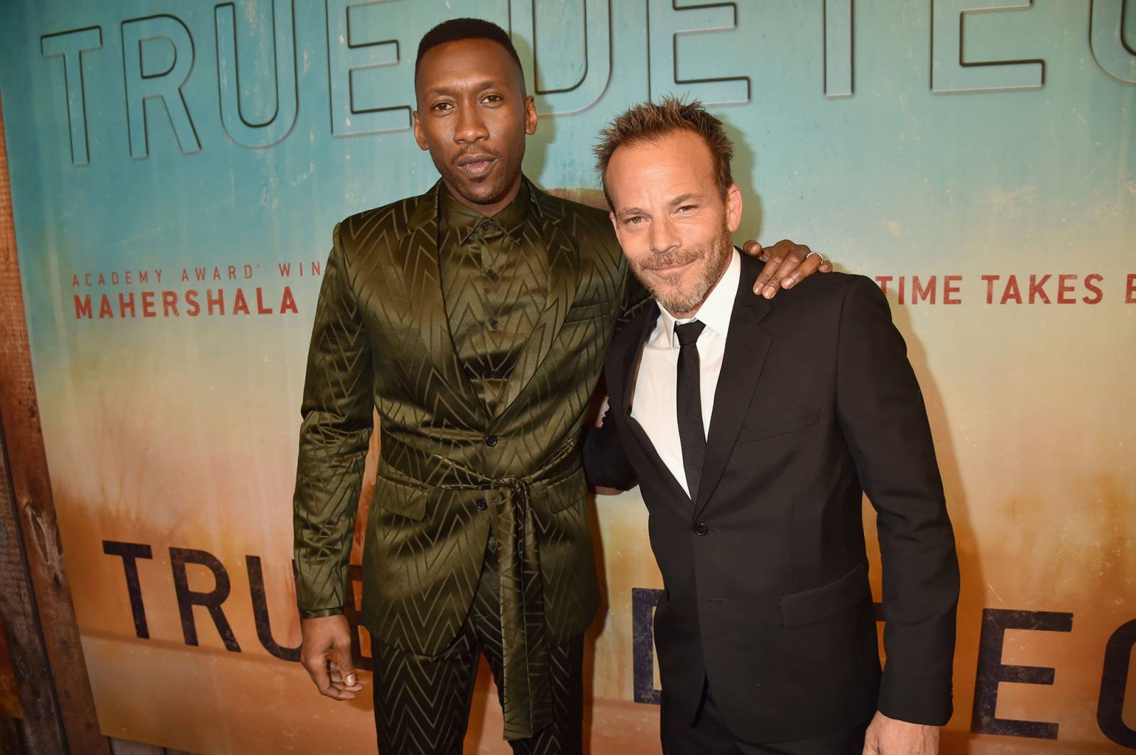 Mahershala Ali i Stephen Dorff na premierze trzeciego sezonu „Detektywa” (Jeff Kravitz/FilmMagic dla HBO)