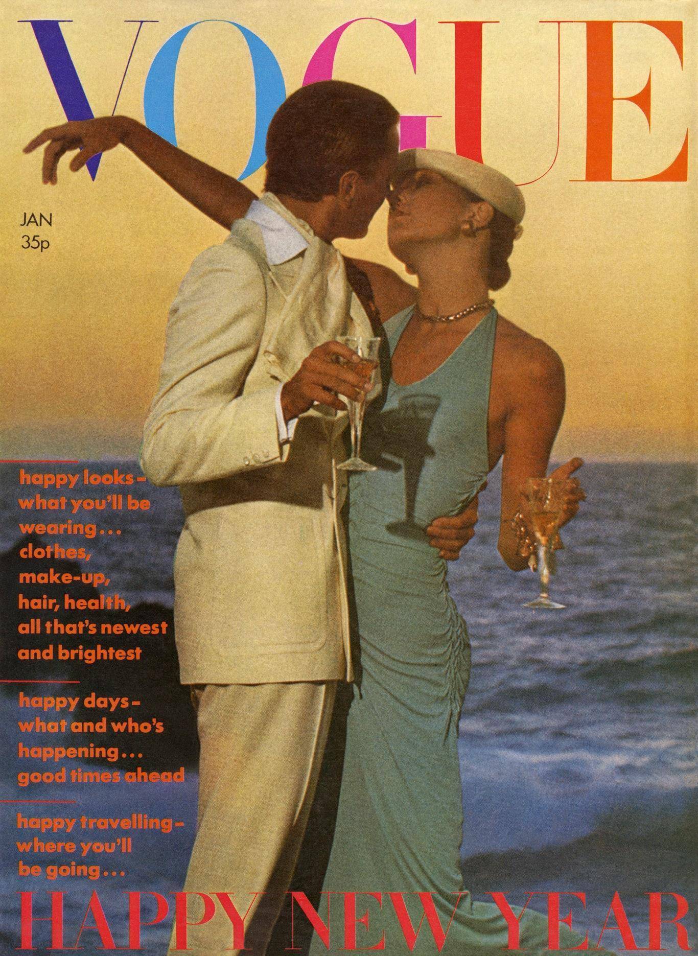Manolo Blahnik i Anjelica Huston na okładce Voguea (Fot. Materiały prasowe)