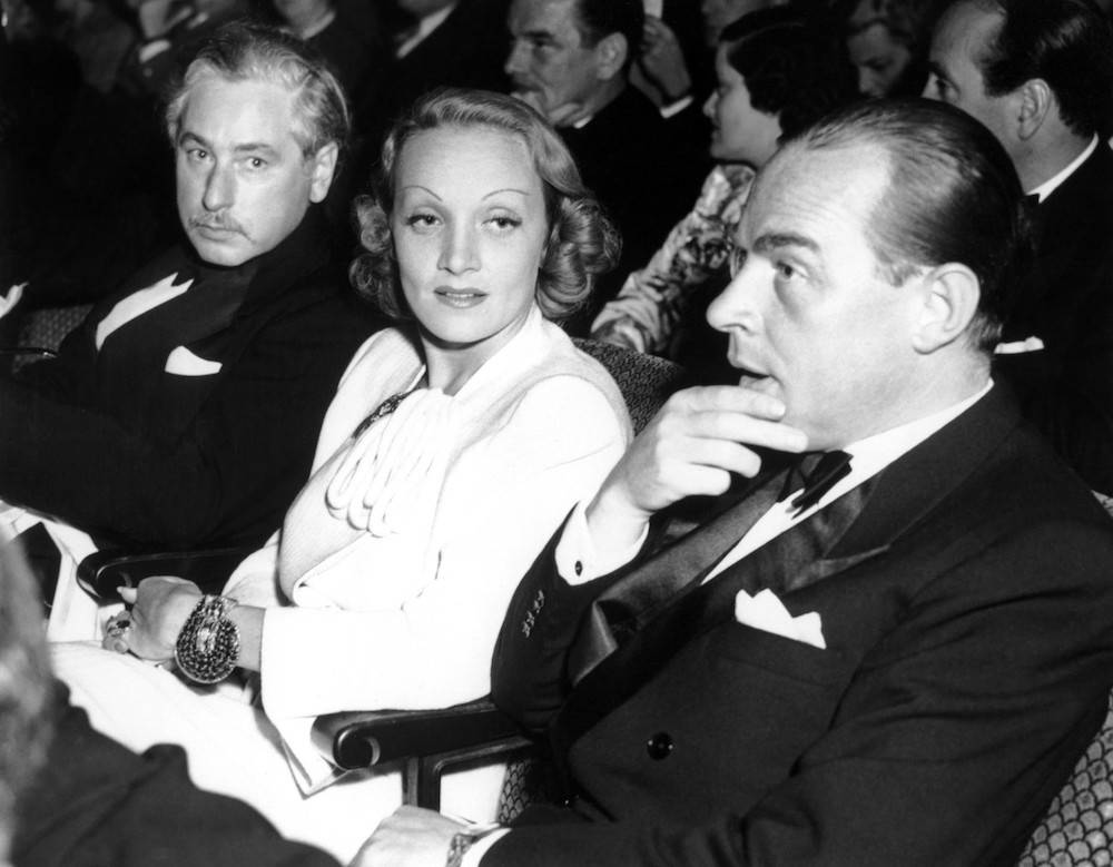 Marlene z Erichem Marią Remarque oraz Josefem von Sternbergiem, reżyserem, który odkrył gwiazdę (Fot. EastNews)