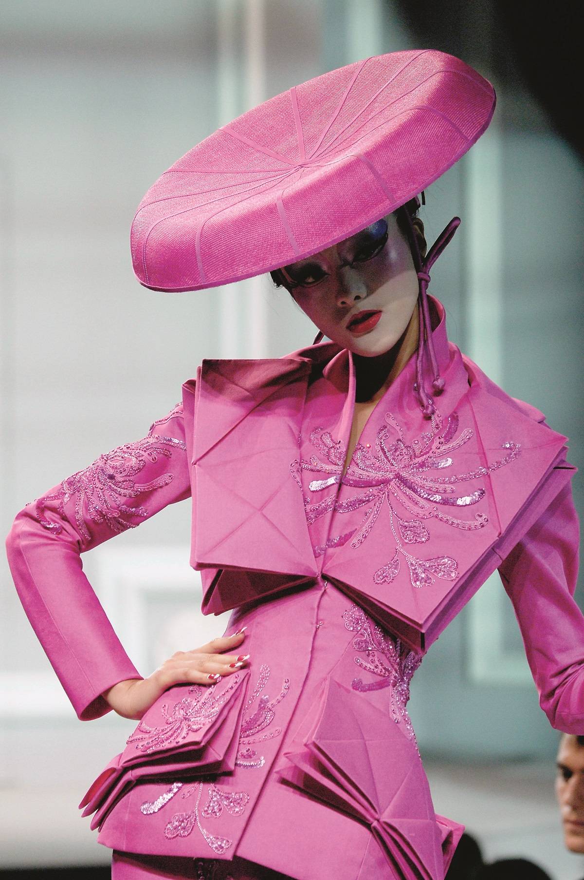 Dior couture wiosna-lato 2007 /(Fot. Getty Images)