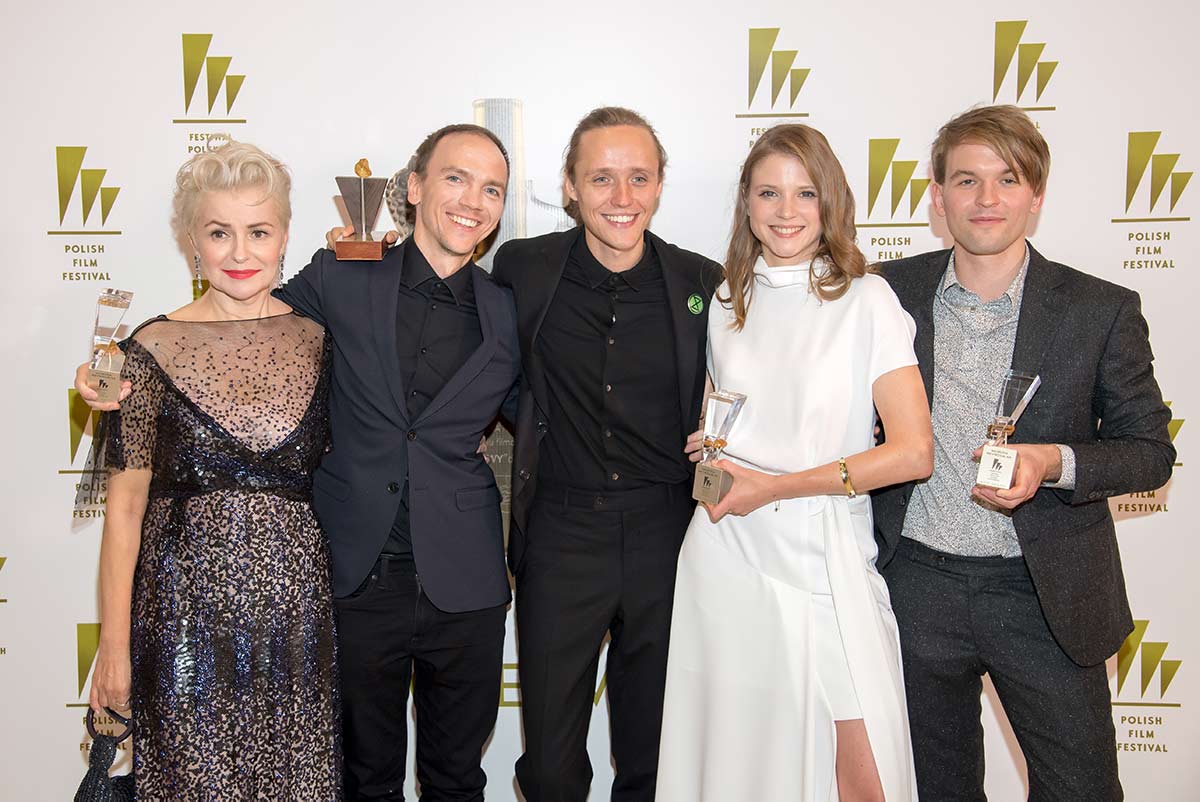 Jan Komasa, Bartosz Bielenia, Aleksandra Konieczna, Eliza Rycembel, Mateusz Pacewicz na 44. Festiwalu Polskich Filmów Fabularnych w Gdyni (Fot. Wojciech Strozyk/REPORTER)