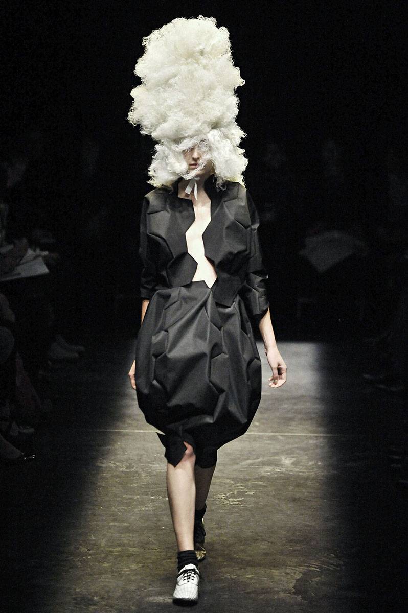 Comme Des Garcons wiosna-lato 2009 (Fot. Getty Images)