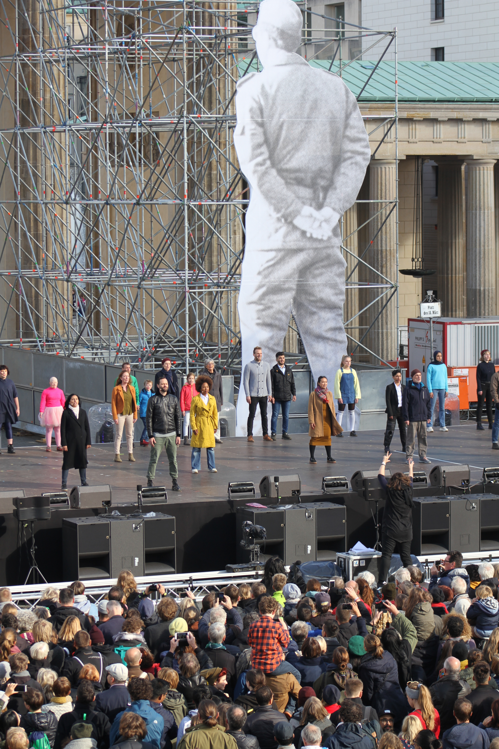 Spektakl Marty Górnickiej (Fot. LUTZ KNOSPE/Maxim Gorki Theater)