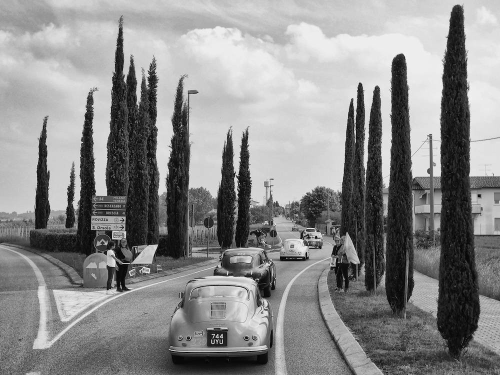 Na trasie wyścigu Mille Miglia (Fot. materiały prasowe)