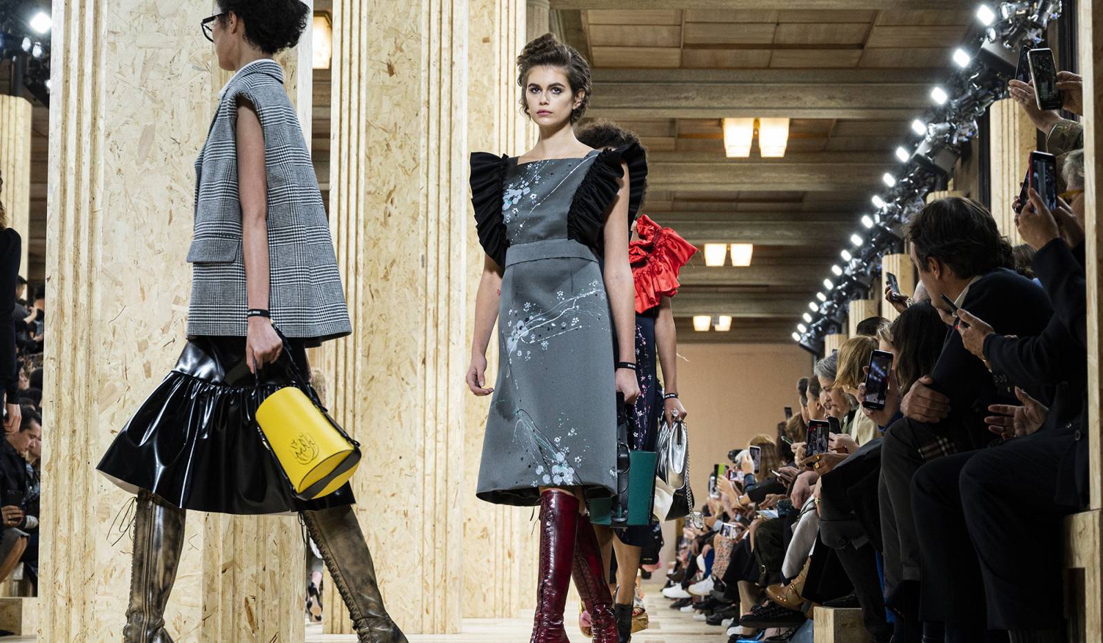 Miu Miu wiosna-lato 2020 (fot. Peter White, Getty Images)