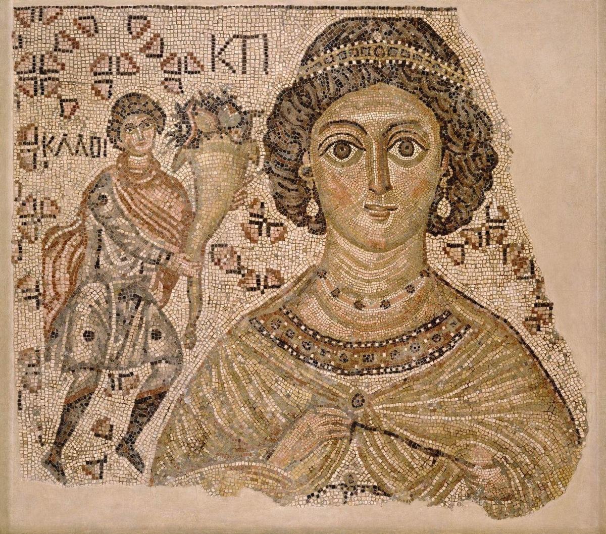Fragment mozaiki podłogowej z personifikacją Ktisis, Bizancjum, 500-550 r., po renowacji, marmur i szkło / Metropolitan Museum of Art