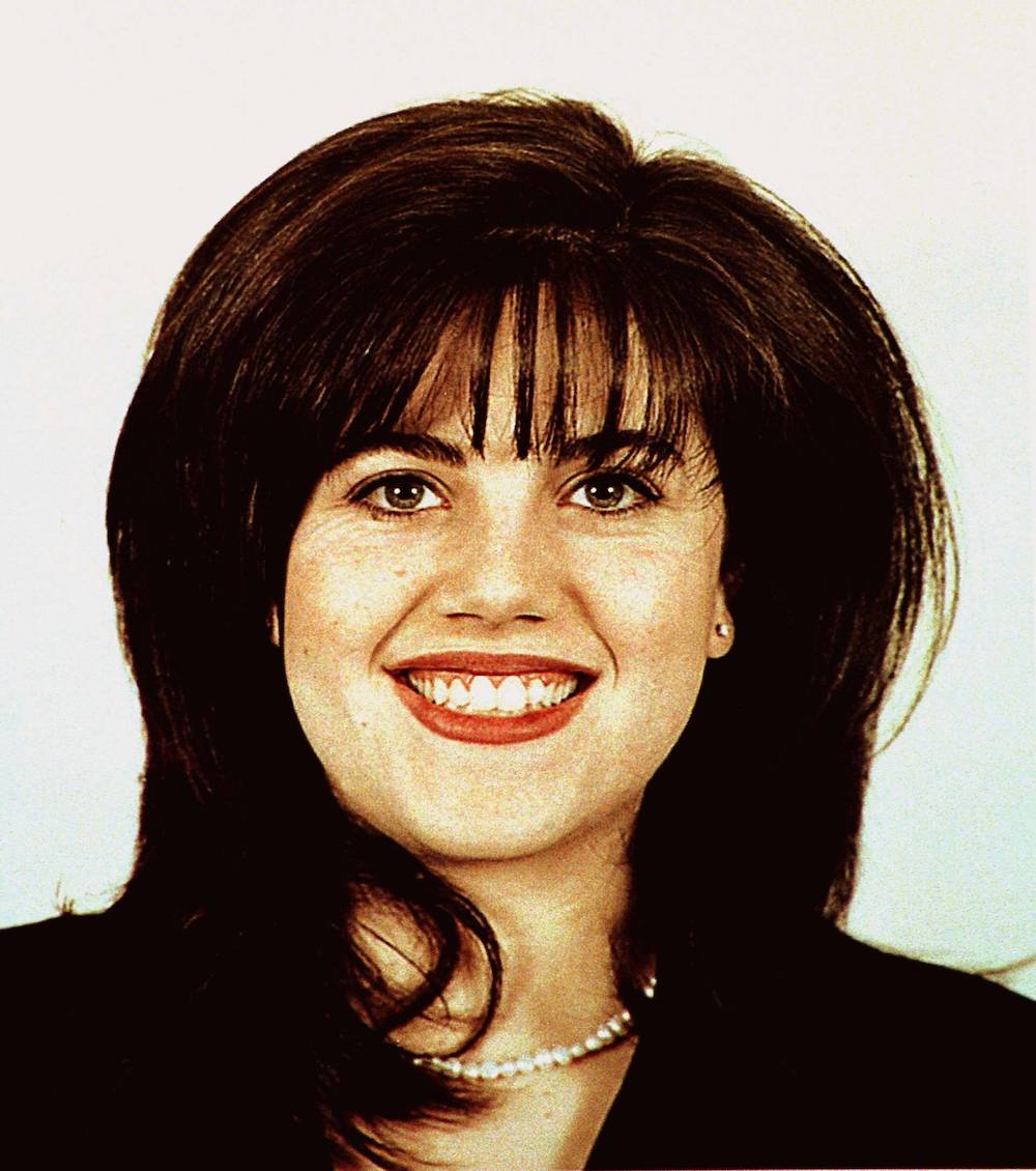 Monica Lewinsky na zdjęciu identyfikacyjnym w Białym Domu (Fot. EastNews)