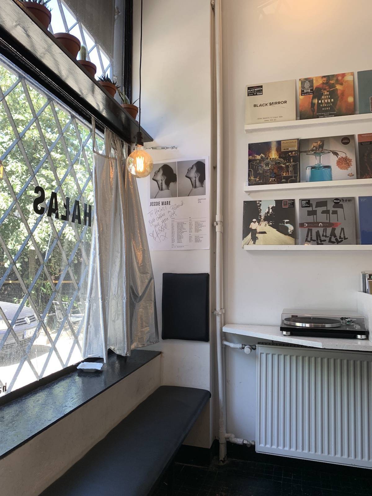 Hałas Vinyl+Café (Fot. Agata Wojtczak)