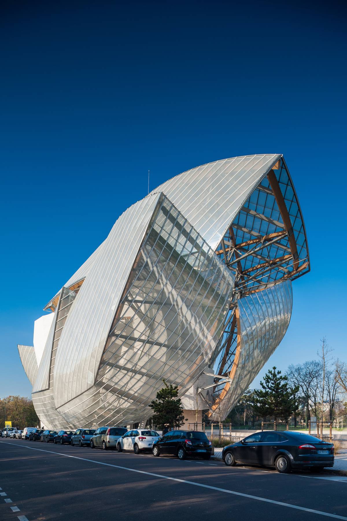 Fondation Louis Vuitton, Paryż (Fot. Michael Jacobs/Art in All of Us/Corbis via Getty Images)