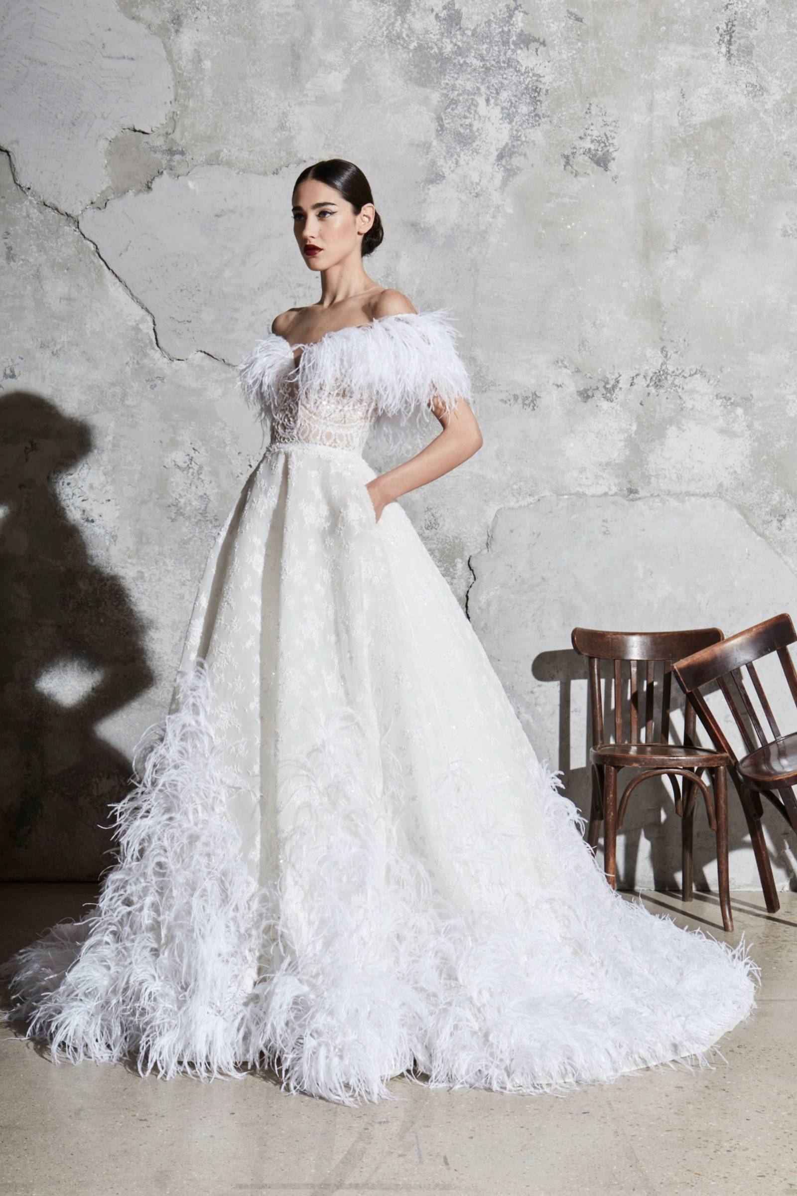Suknia ślubna marki Zuhair Murad (Fot. Materiały prasowe)