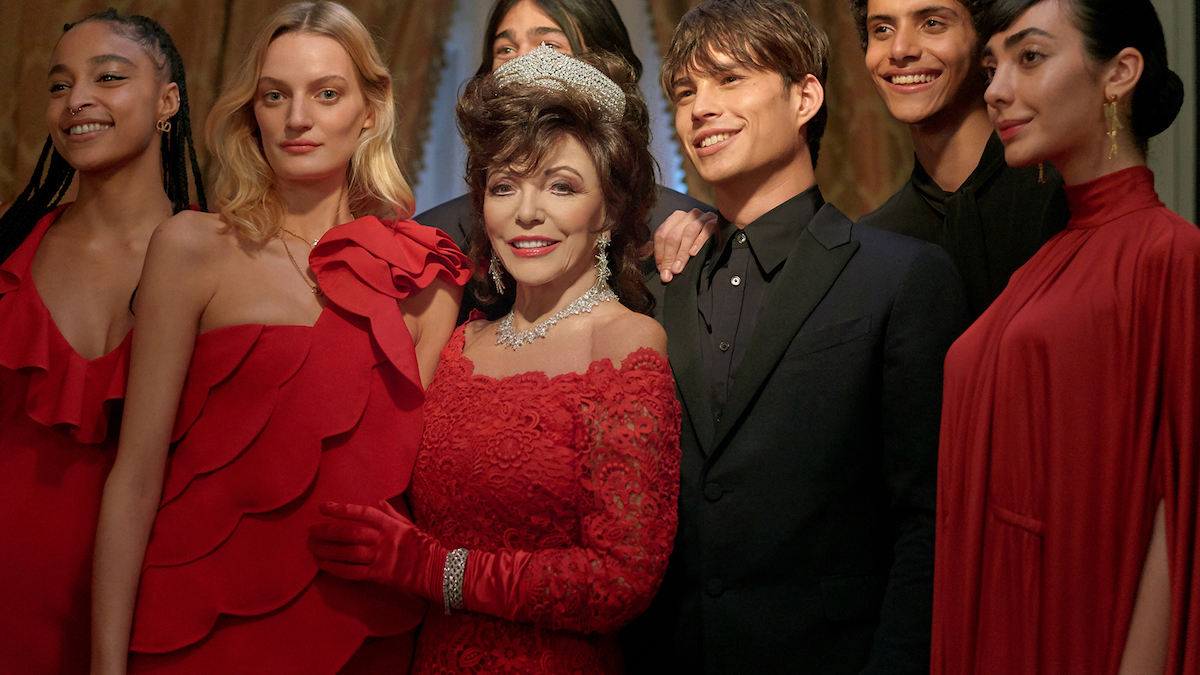 Joan Collins w świątecznej kampanii Valentino (Fot. materiały prasowe Valentino)