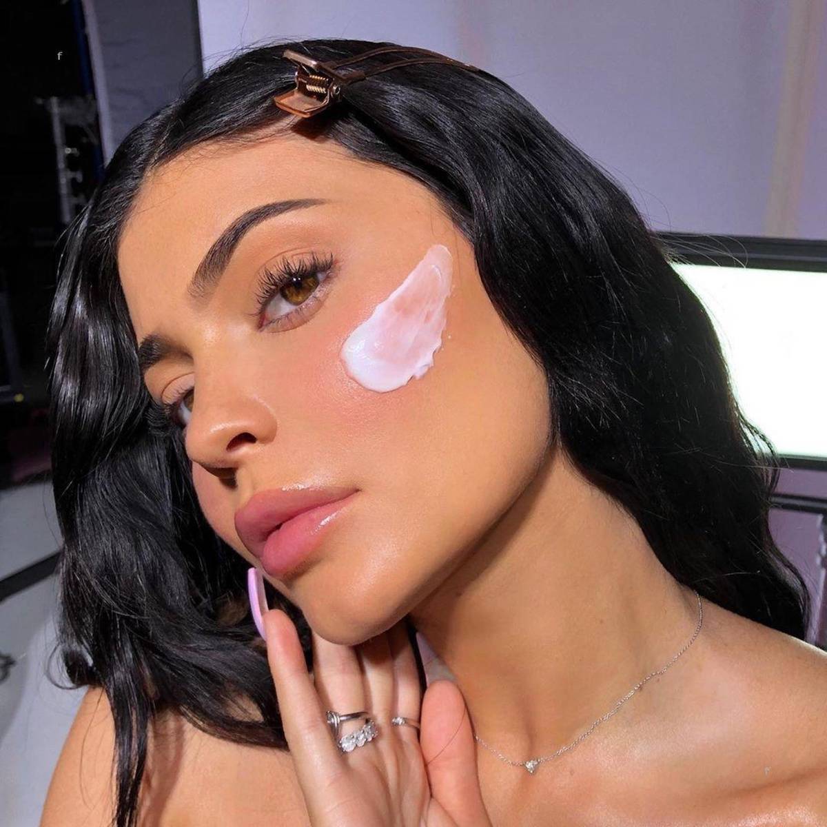 Kylie Jenner jest też właścicielką marki Kylie Skin (Fot. Face to face/FaceToFace/Reporter)