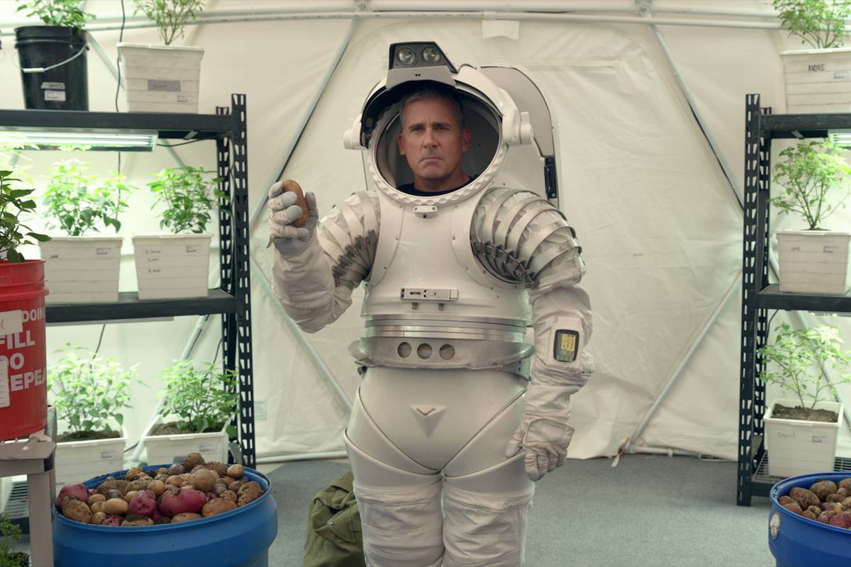 Steve Carrell w serialu Siły Kosmiczne (Fot. Materiały prasowe Netflix)