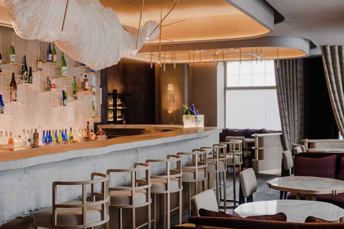 Nobu Sakebar w hotelu Nobu Warsaw. Jak elegancko uczcić Dzień Kobiet w Warszawie? Biorąc 8 marca udział w wydarzeniu „A Toast to Women” Nobu Sakebar w hotelu Nobu Warsaw z oprawą muzyczną na żywo.