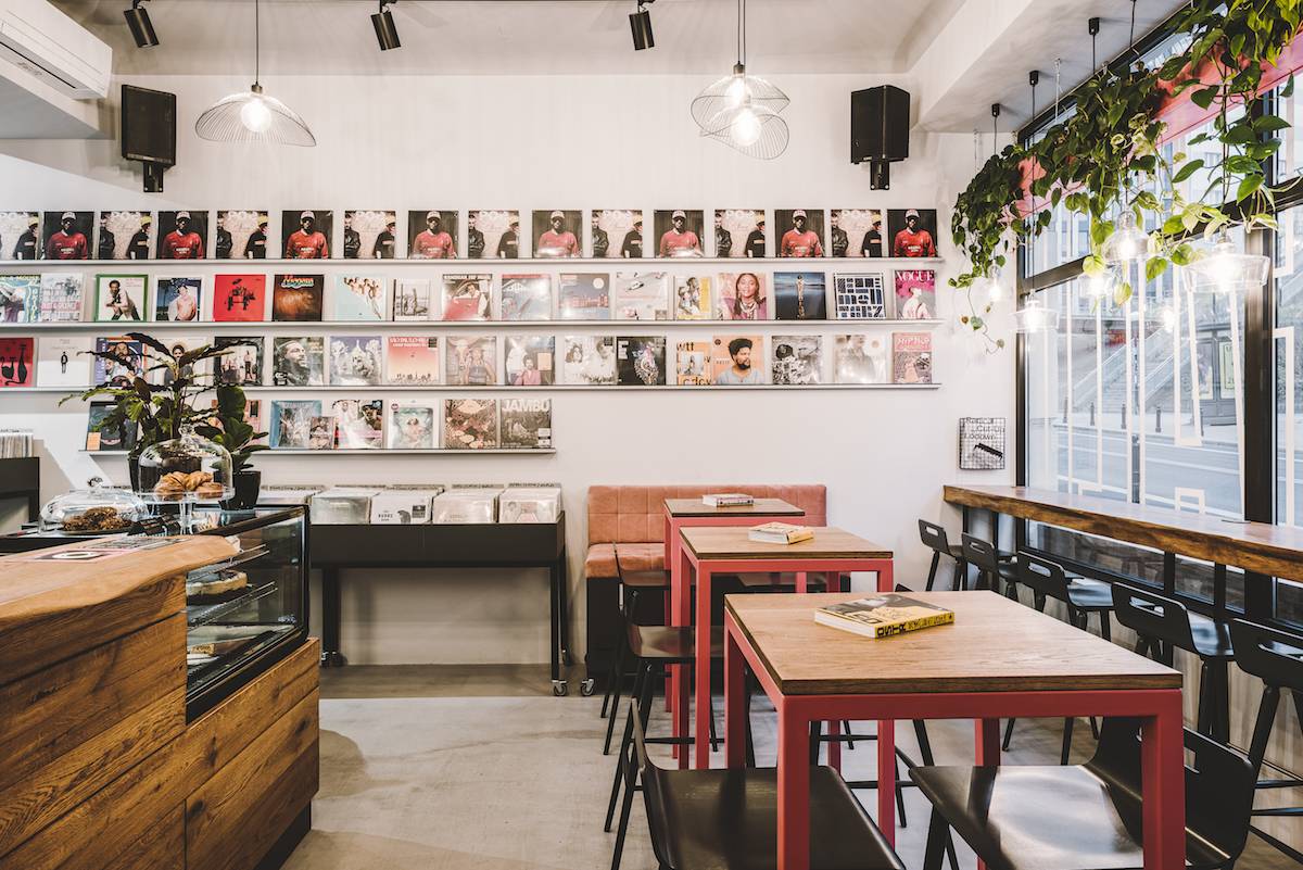 Asfalt Vinyl & Coffee, Warszawa (Fot. PION Studio)