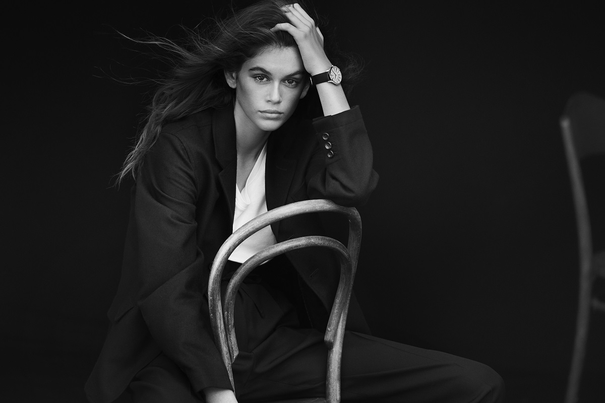 Kaia Gerber w kampanii OMEGA Trésor