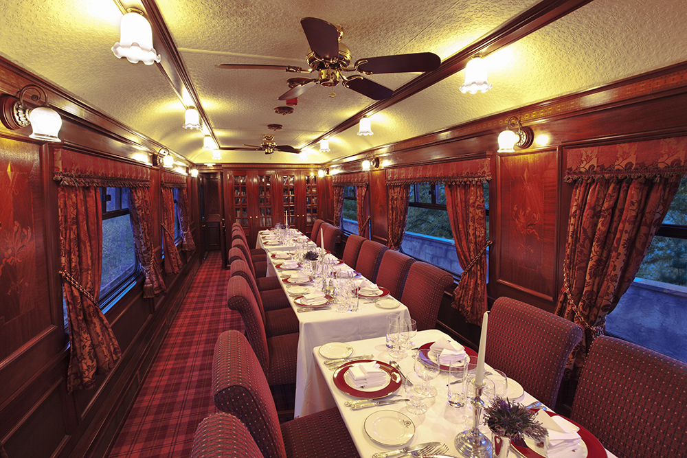 Wagon restauracyjny Belmond Royal Scotsman (Fot. Martin Harvey, Getty Images)
