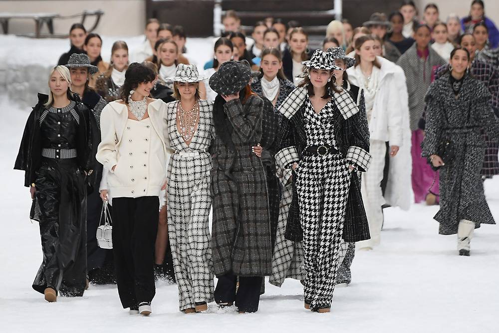 Pokaz kolekcji Chanel jesień-zima 2019-2020 (Fot. Dominique Charriau/WireImage)