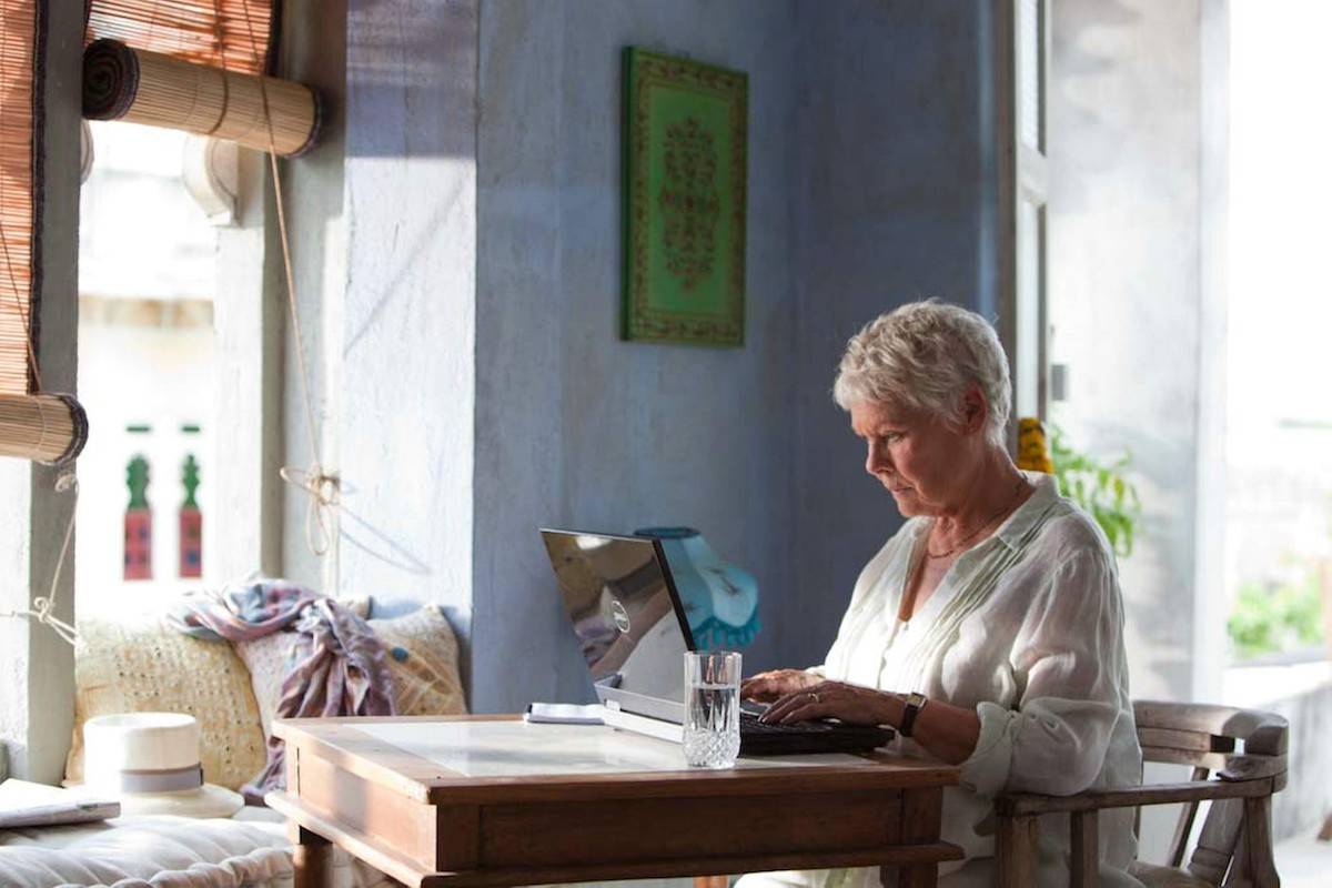 Judi Dench w filmie „Hotel Marigold” (Fot. FaceToFace/Reporter)