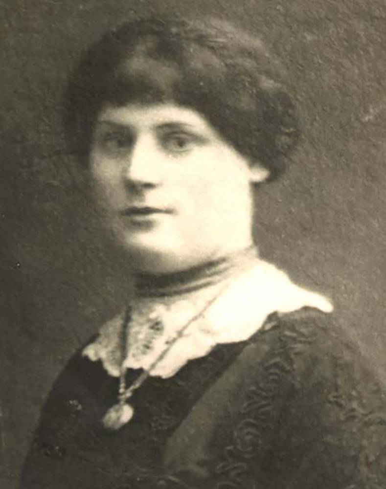 Esther Singer Kreitman, dzięki uprzejmości Faith Jones (Jewish Womens Archive. Esther Kreitman.)