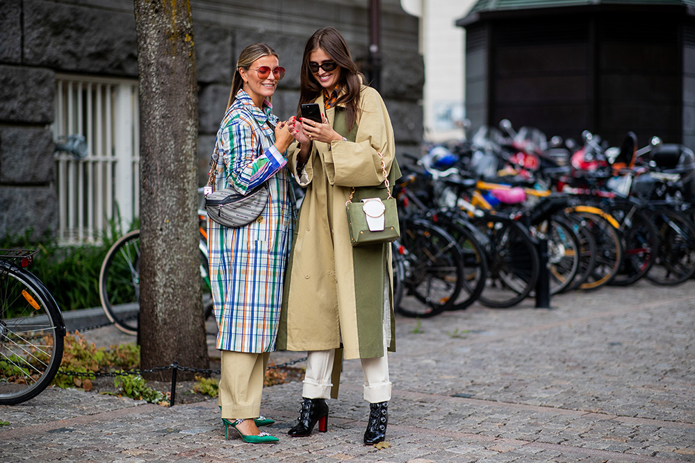 Street style z tygodnia mody w Sztokholmie wiosna-lato 2019 (Fot. Getty Images)